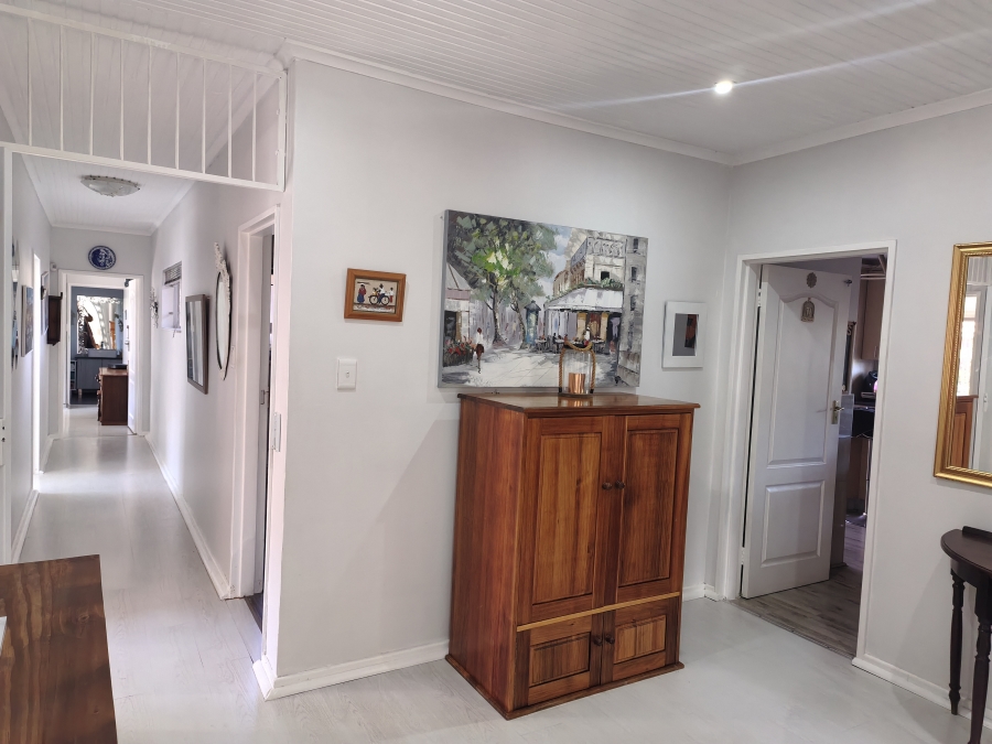 4 Bedroom Property for Sale in Azalea Park Eastern Cape
